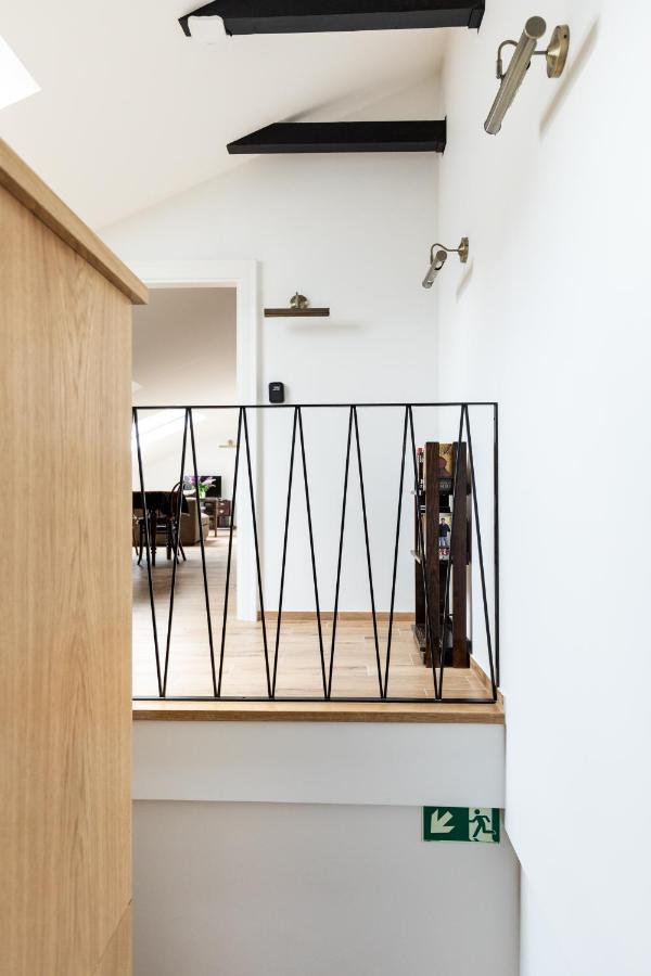Palac Zieleniewskich Apartamenty Sw Marka 31 Cracovia Exterior foto