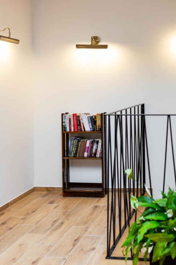 Palac Zieleniewskich Apartamenty Sw Marka 31 Cracovia Exterior foto